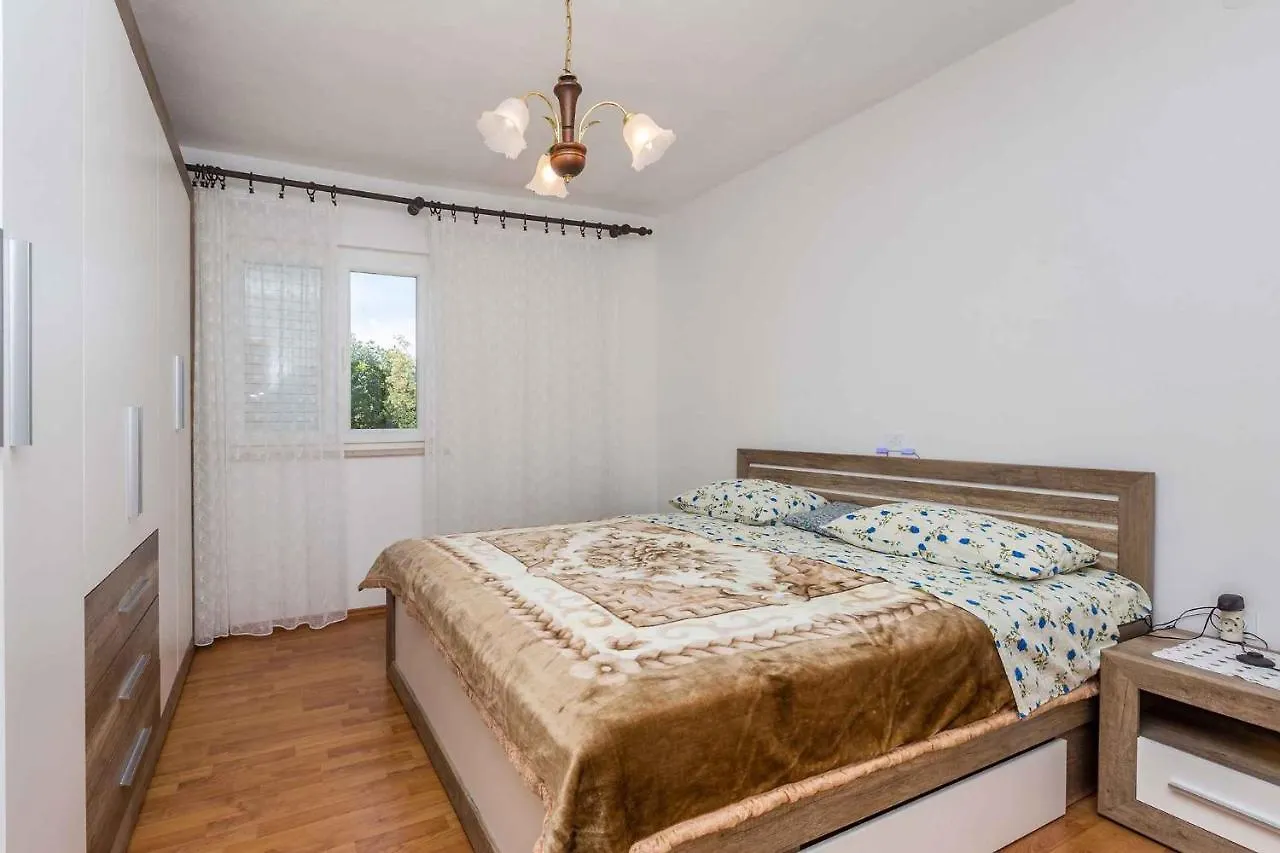 Apartment In Skrpcici - Insel Krk 41816 Skrbčići