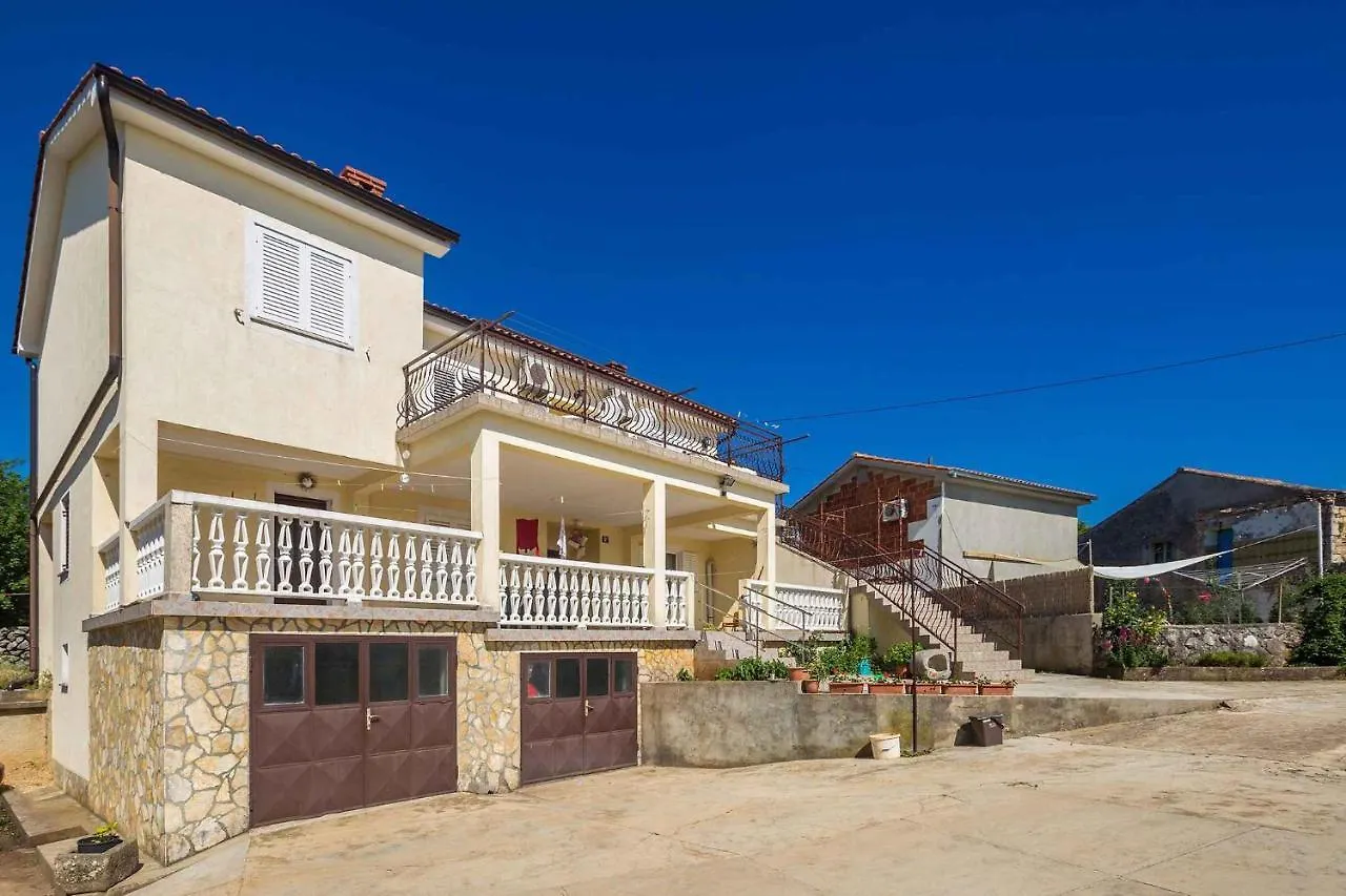 Apartment In Skrpcici - Insel Krk 41816 Skrbčići 0*,  Croaţia